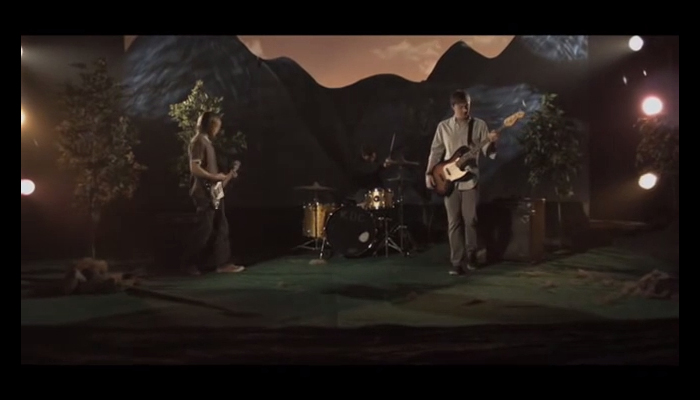 #TBT: Someone Still Loves You Boris Yeltsin - Think I Wanna Die