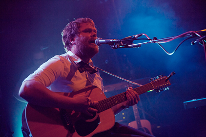 Listen to an Entire Loney Dear Performance on Gimme Indie